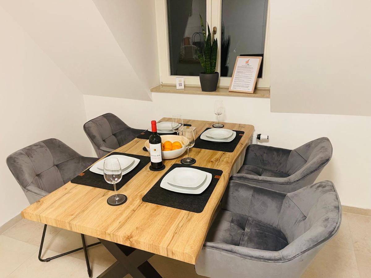 Ruhig-Nespresso-Netflix-Parken-Luxurioes Apartment วุปปาทัล ภายนอก รูปภาพ